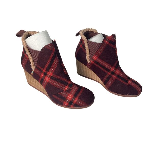 TOMS Women’s Red Windowpane Plaid Wedge Ankle Booties Size 7.5 - Pre-Owned - Picture 1 of 7